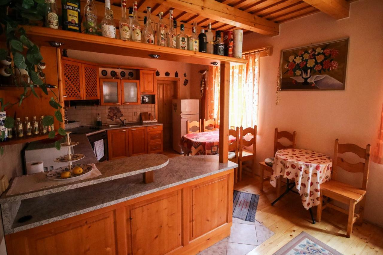Penzion Hacienda Liptovská Osada Exterior foto